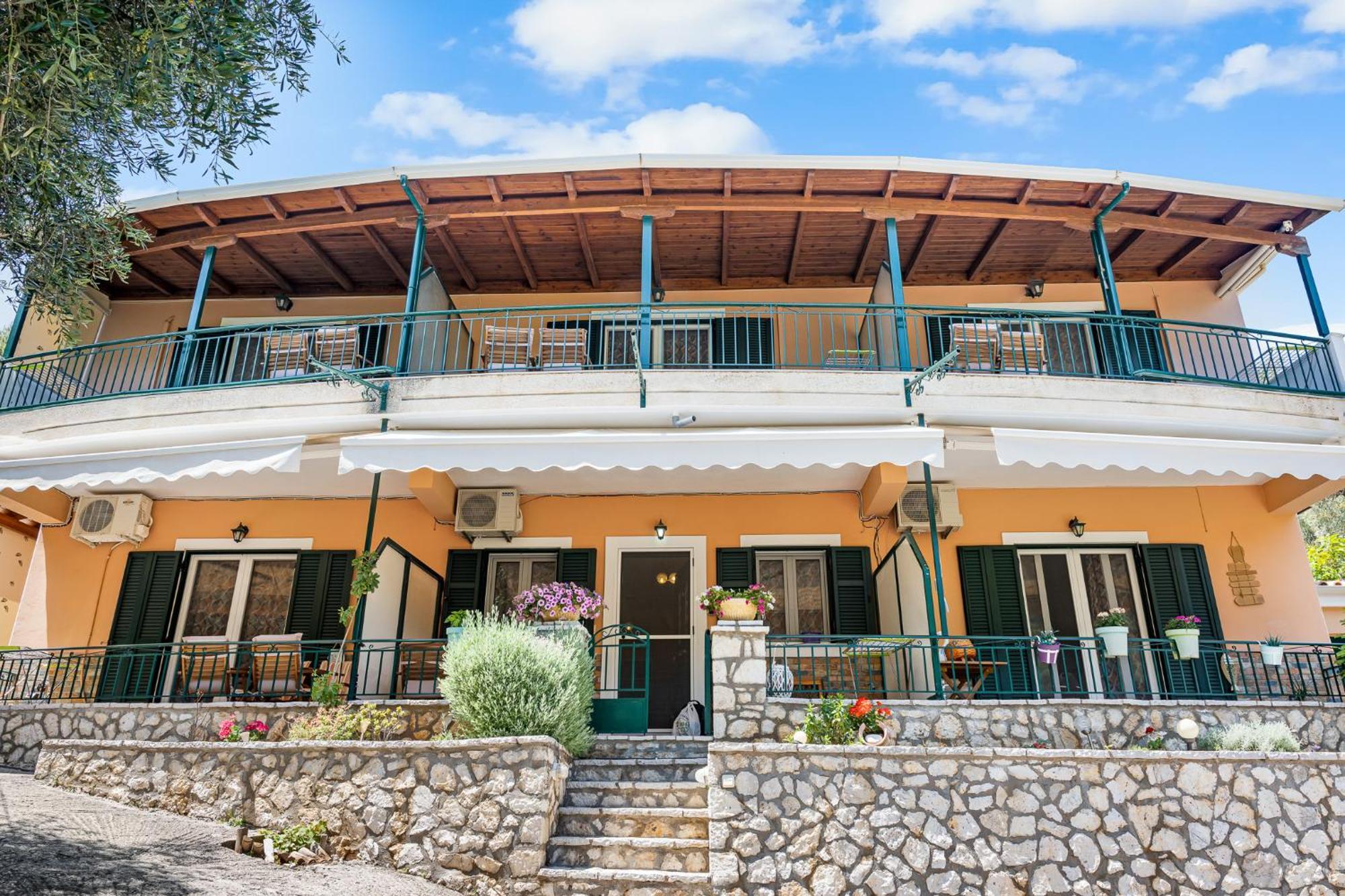 Rania Apartments Agios Nikitas Exterior photo