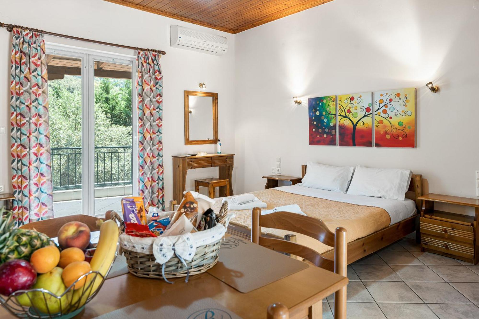 Rania Apartments Agios Nikitas Exterior photo